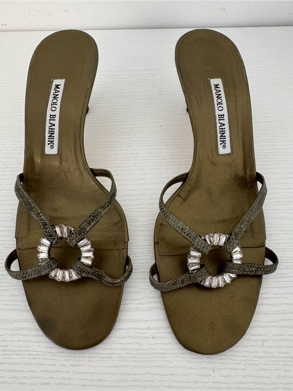 Manolo Blahnik EU 38.5 Rare Vintage Olive Lizard Leather Jewel Ring Kitten Heel - Picture 2 of 7